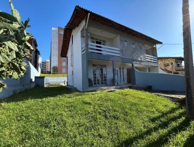 Sobrado para Venda, em Joinville, bairro Floresta, 4 dormit�rios, 3 banheiros, 1 su�te, 2 vagas